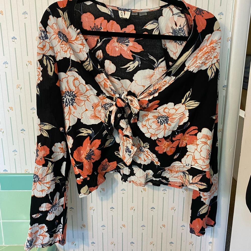 Roxy front tied cropped blouse